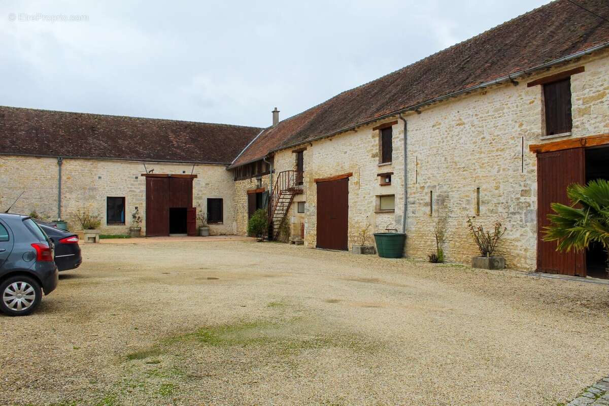 Maison à CHEVRAINVILLIERS