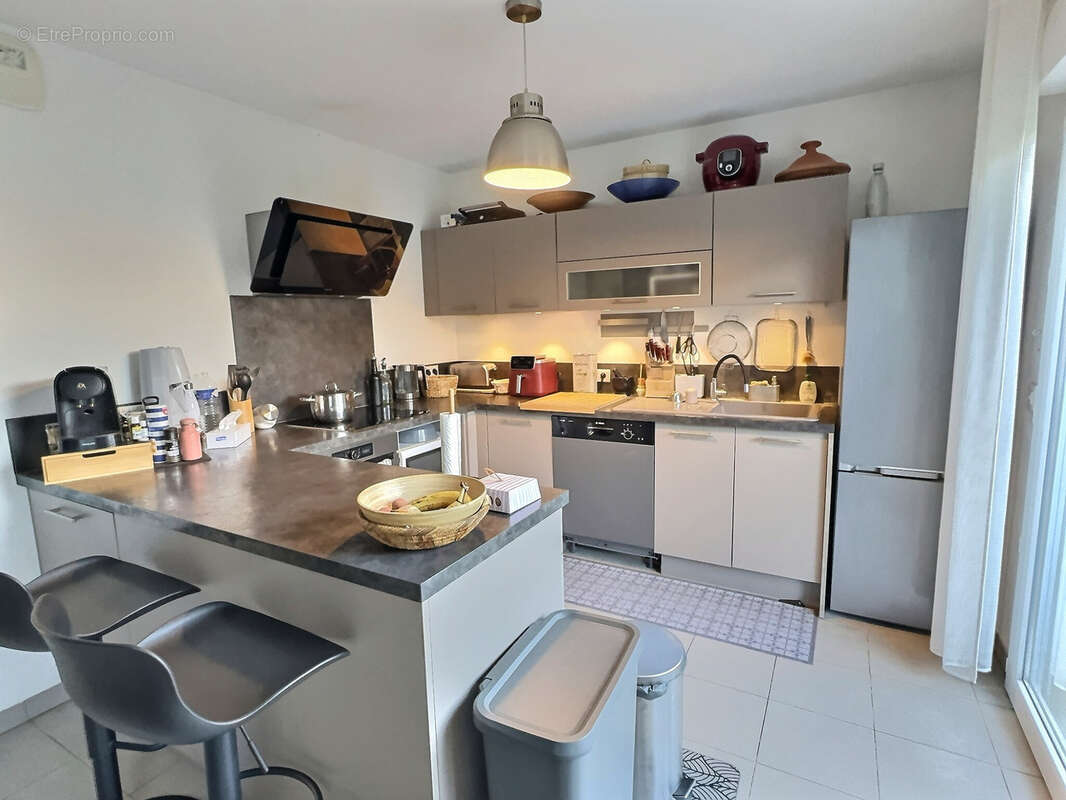 Maison à SAINT-BRES