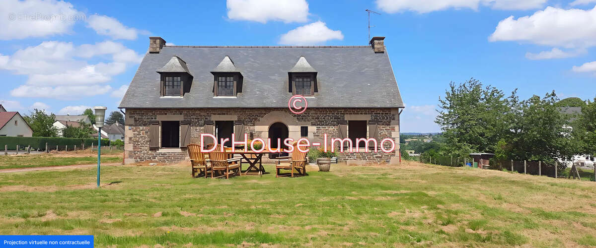 Maison à SAINT-HILAIRE-DU-HARCOUET