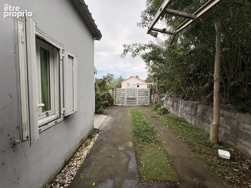 Maison 85 m² à Saint-Joseph  - photo 3