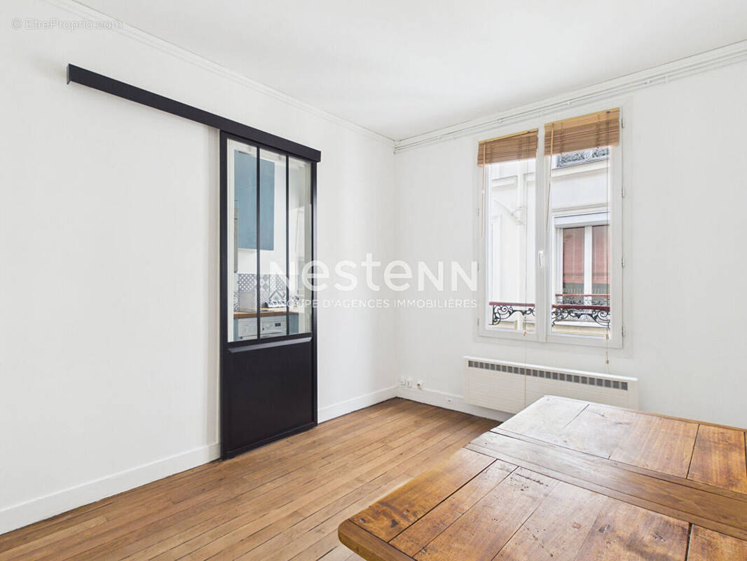 Appartement à PARIS-19E