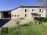 Maison à AURIGNAC