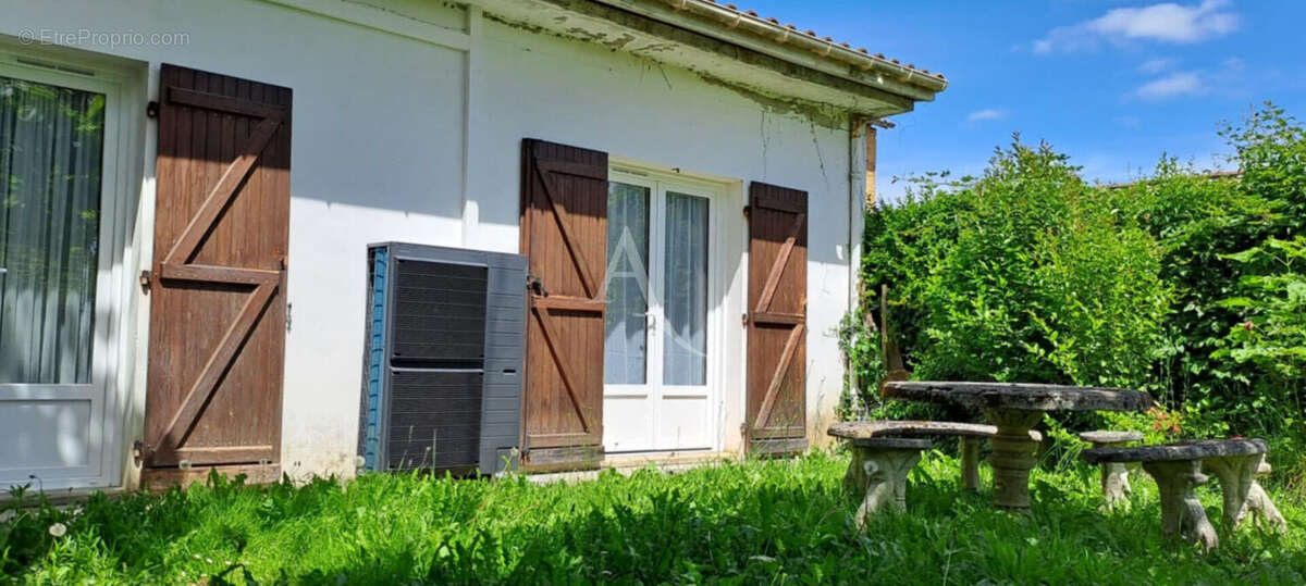Maison à VILLENEUVE-DE-MARSAN