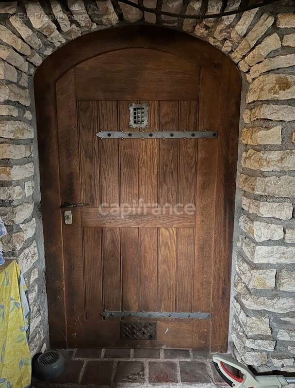 Propriété à vendre 13 pièces TANNERRE EN PUISAYE (89) - photo 16