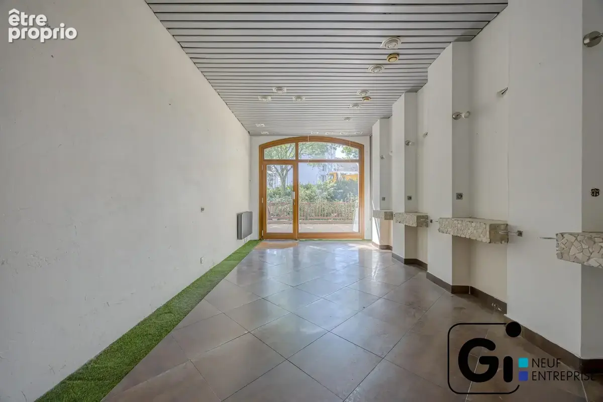 Commerce 45 m² à vendre à Chambery (73000) - photo 4