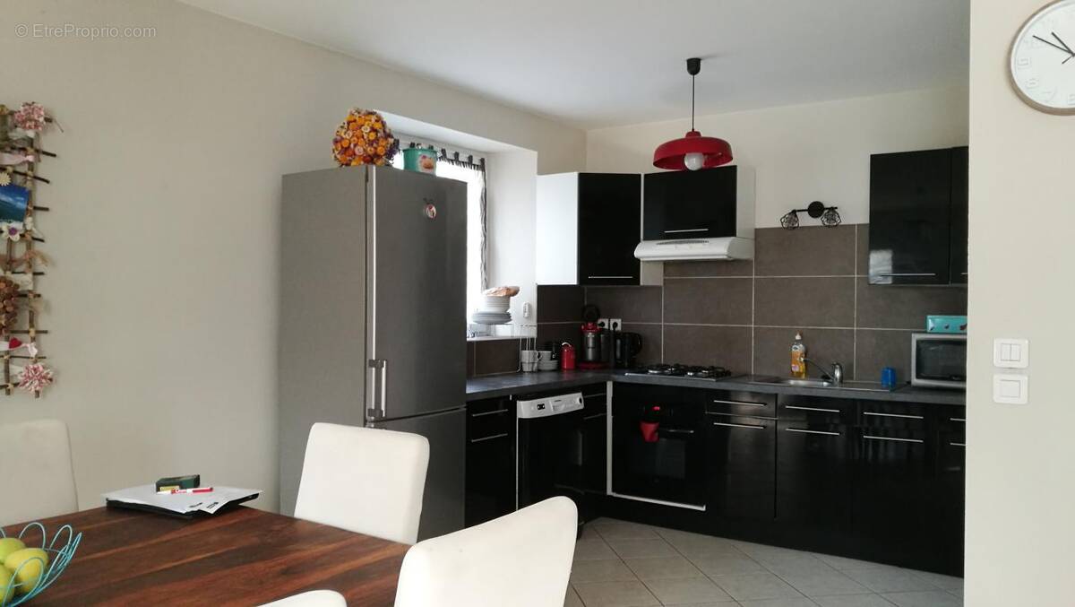 Maison à SAINT-ASTIER