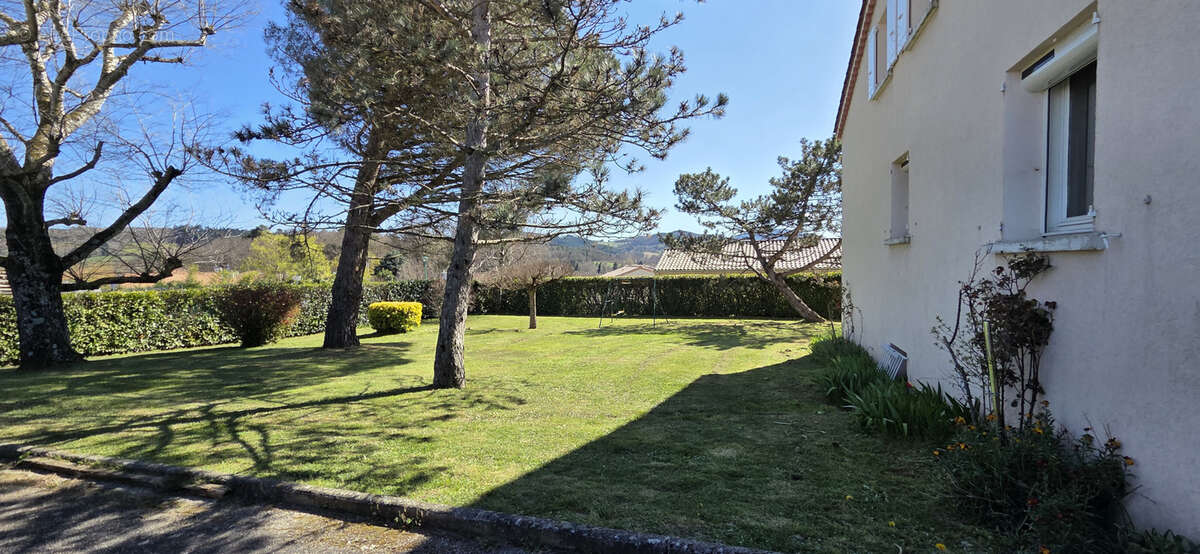 Maison à ALBOUSSIERE