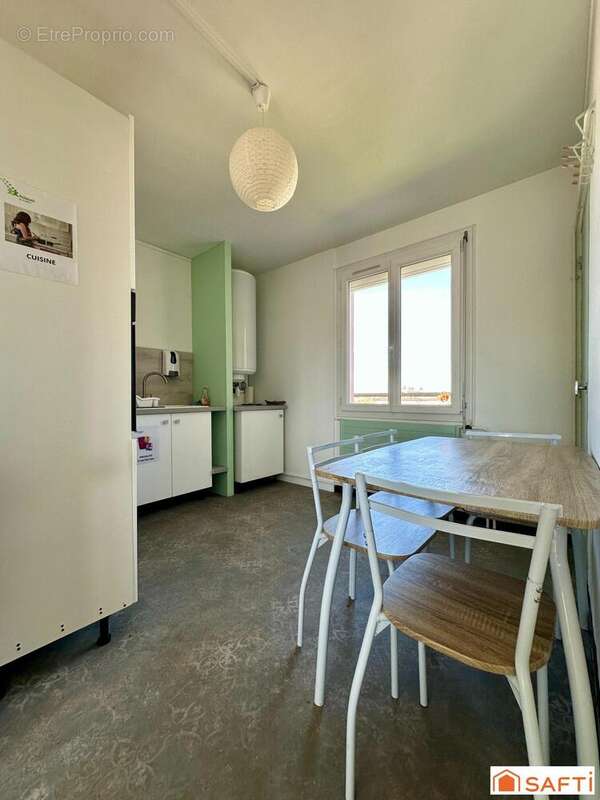Photo 4 - Appartement à VARENNES-VAUZELLES
