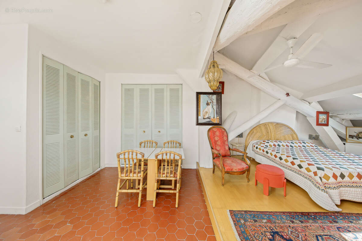 Appartement à HYERES