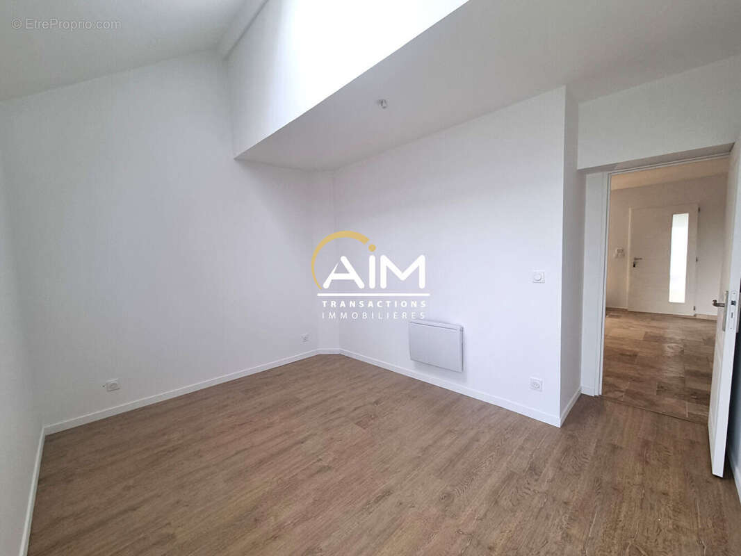 Maison à AZAY-SUR-CHER