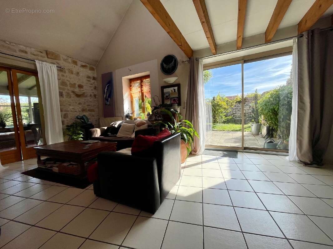 Maison à MILLY-LA-FORET