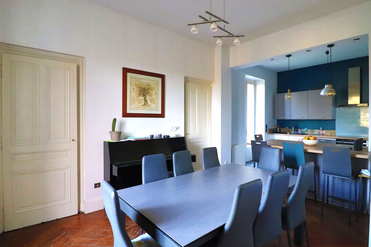 Maison à CHARBONNIERES-LES-BAINS