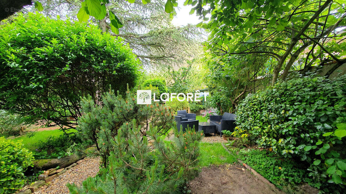 Maison à CURIS-AU-MONT-D&#039;OR