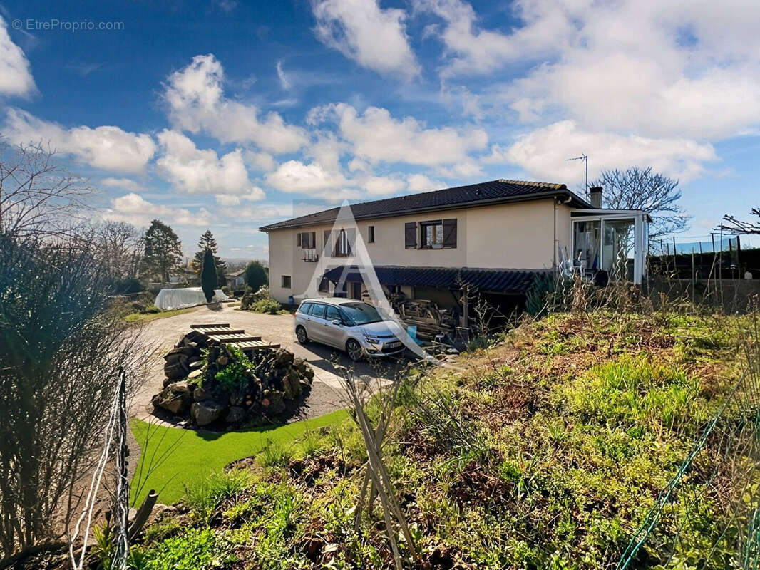 Maison à MONSEMPRON-LIBOS