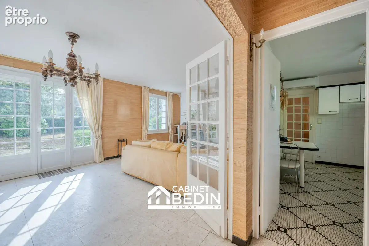 Maison 6 pièces 115 m² à vendre à Saint-Medard-En-Jalles (33160) - photo 8