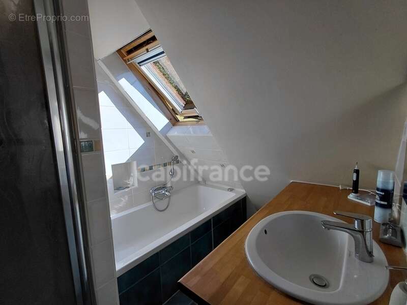 Maison à VIEILLEVIE