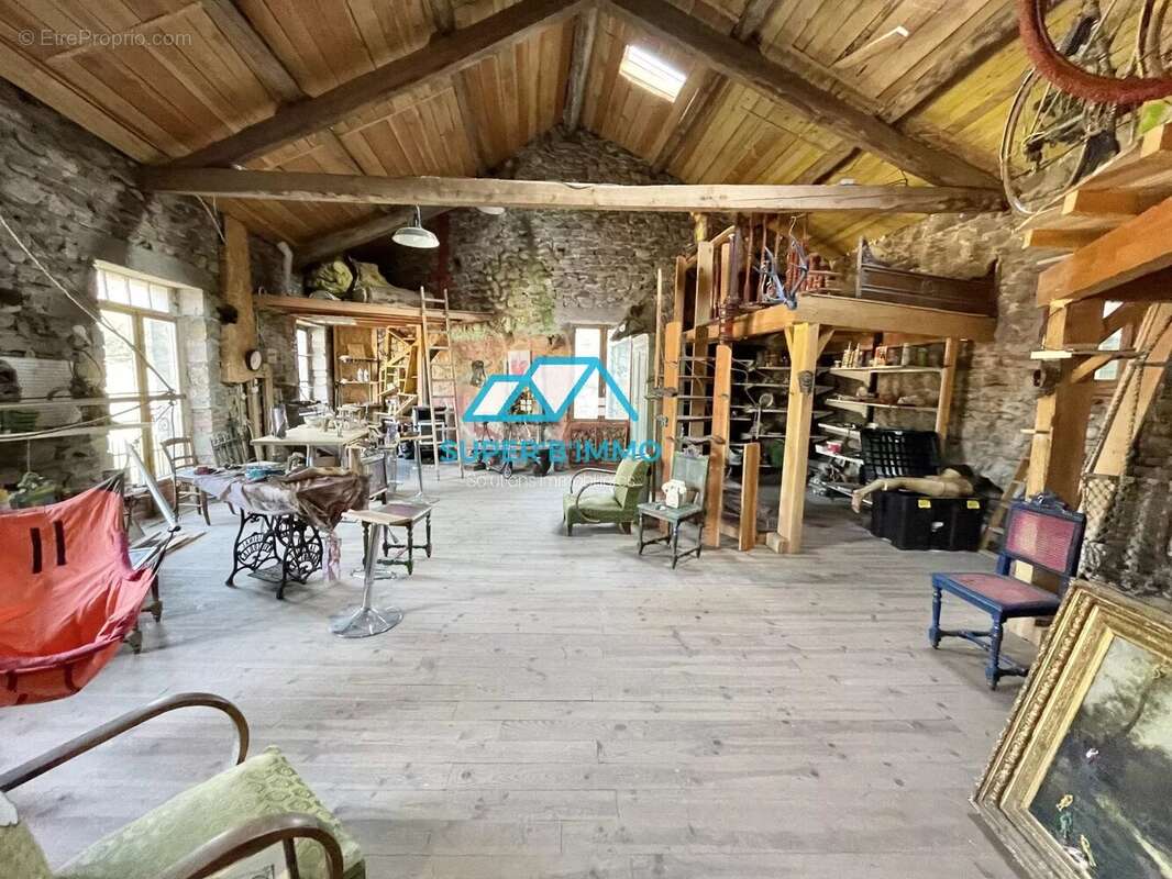 Maison à SAINT-CIRGUES