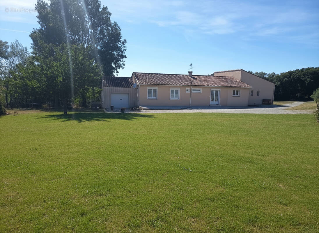 Maison à SAINT-MARTIN-LE-VIEIL