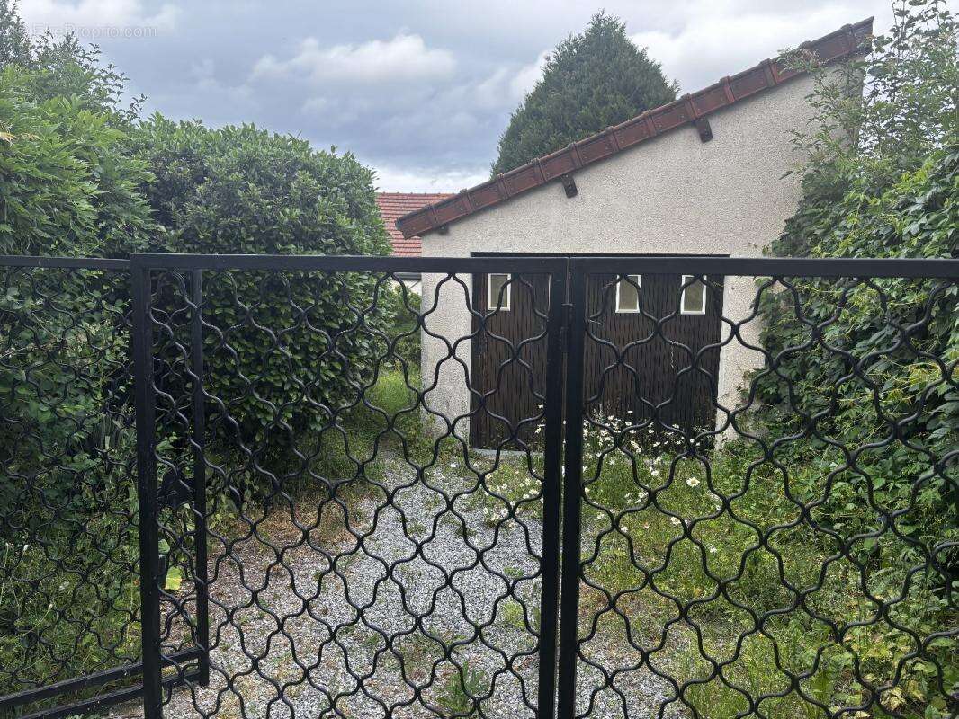 Maison 104 m² à Bellegarde-En-Marche  - photo 3
