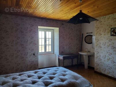 Maison à PRESAILLES