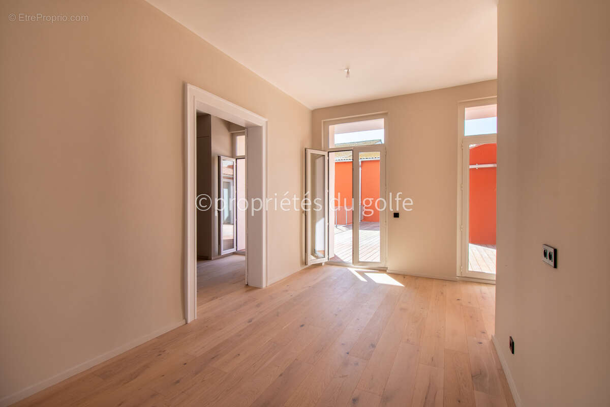Sète, vue quai, appartement 3 pièces avec terrasse, ascenseur, - photo 14