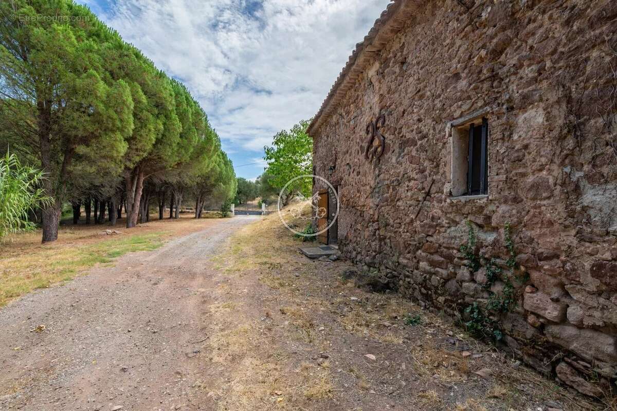 Propriété de charme à Roquebrune-sur-Argens, 143 m² - photo 4
