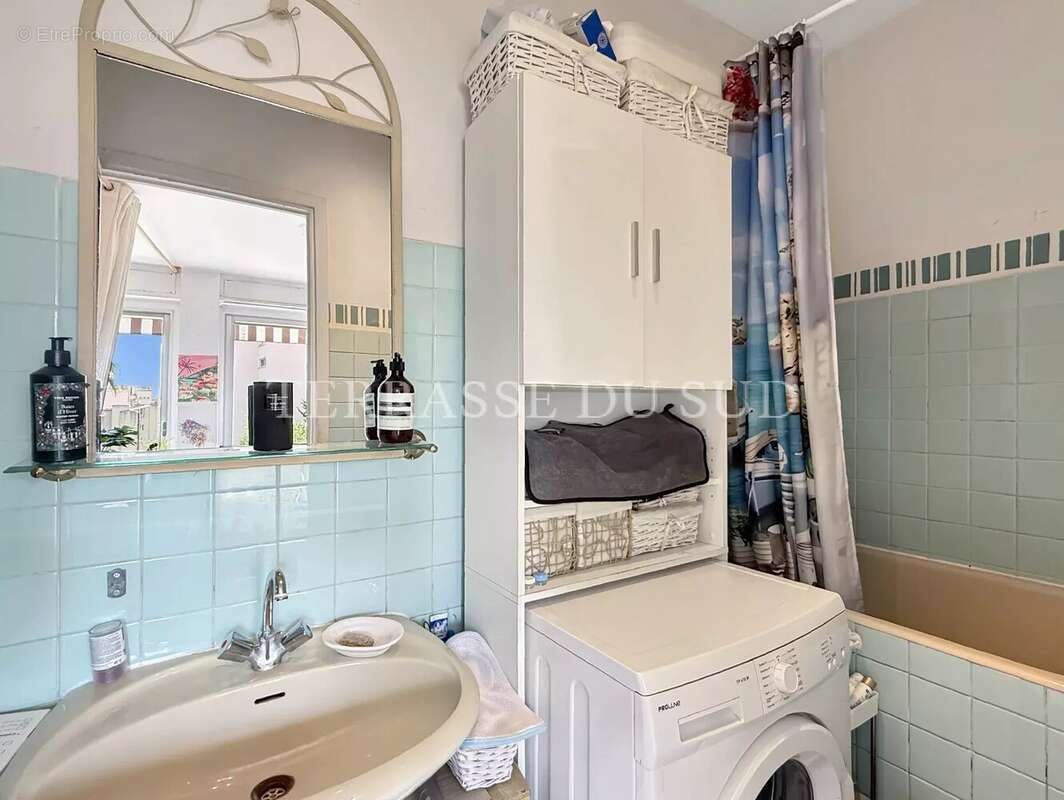 Appartement à MARSEILLE-6E