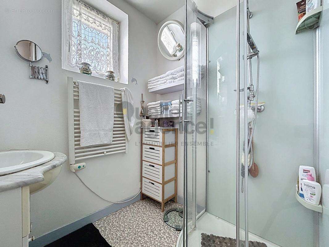 Maison à CLEDEN-CAP-SIZUN