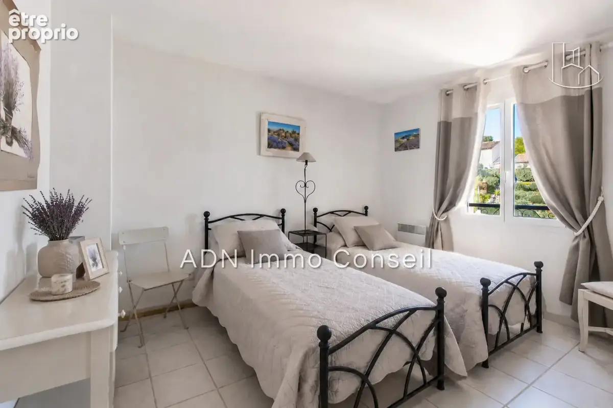 Maison 5 pièces 125 m² à vendre à Mallemort (13370) - photo 8