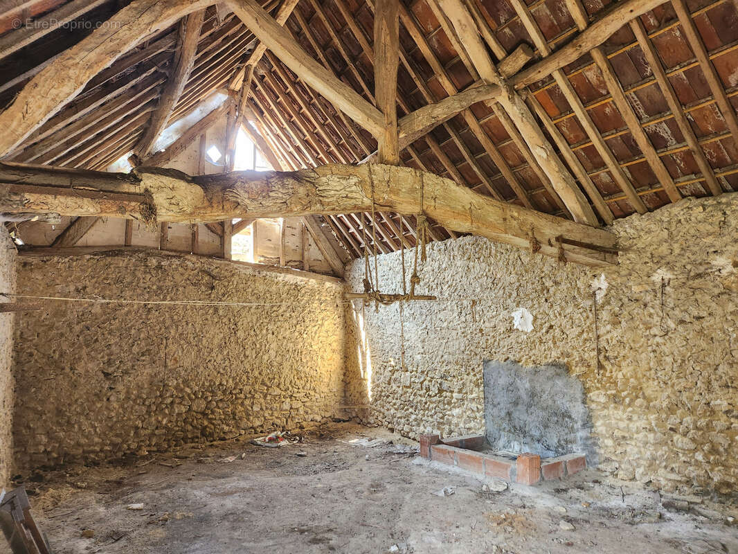 Maison à THOIRY