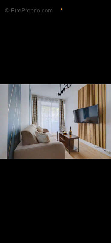 Appartement à PARIS-1E