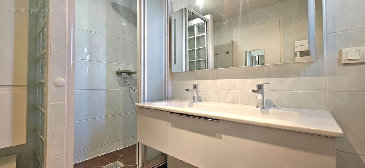 Appartement à VENISSIEUX