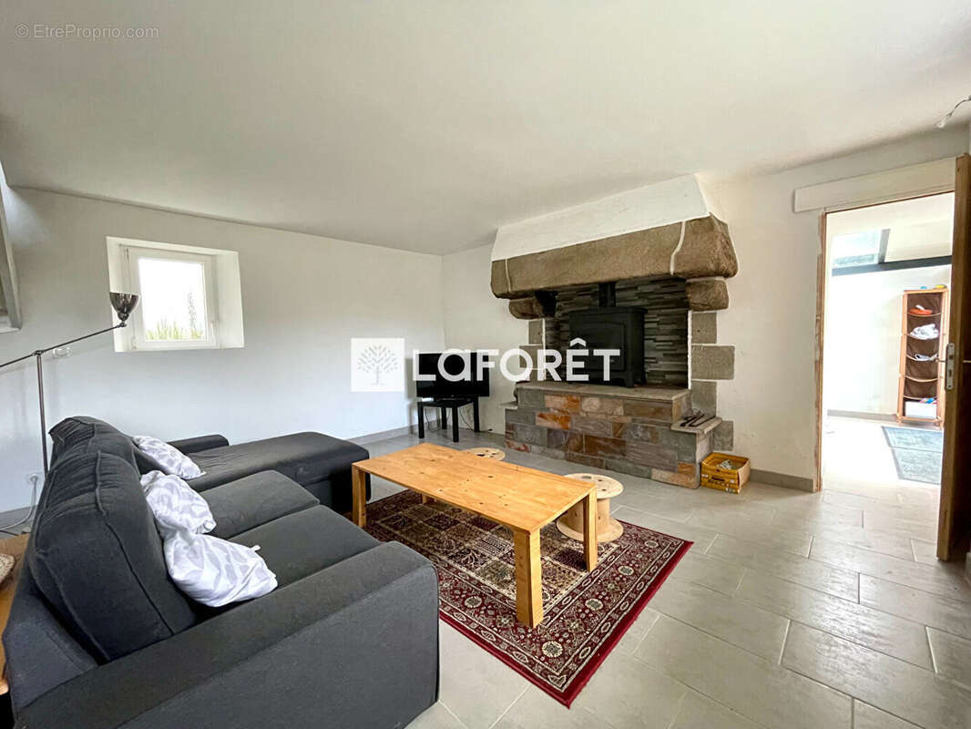 Maison à LE VIEUX-MARCHE