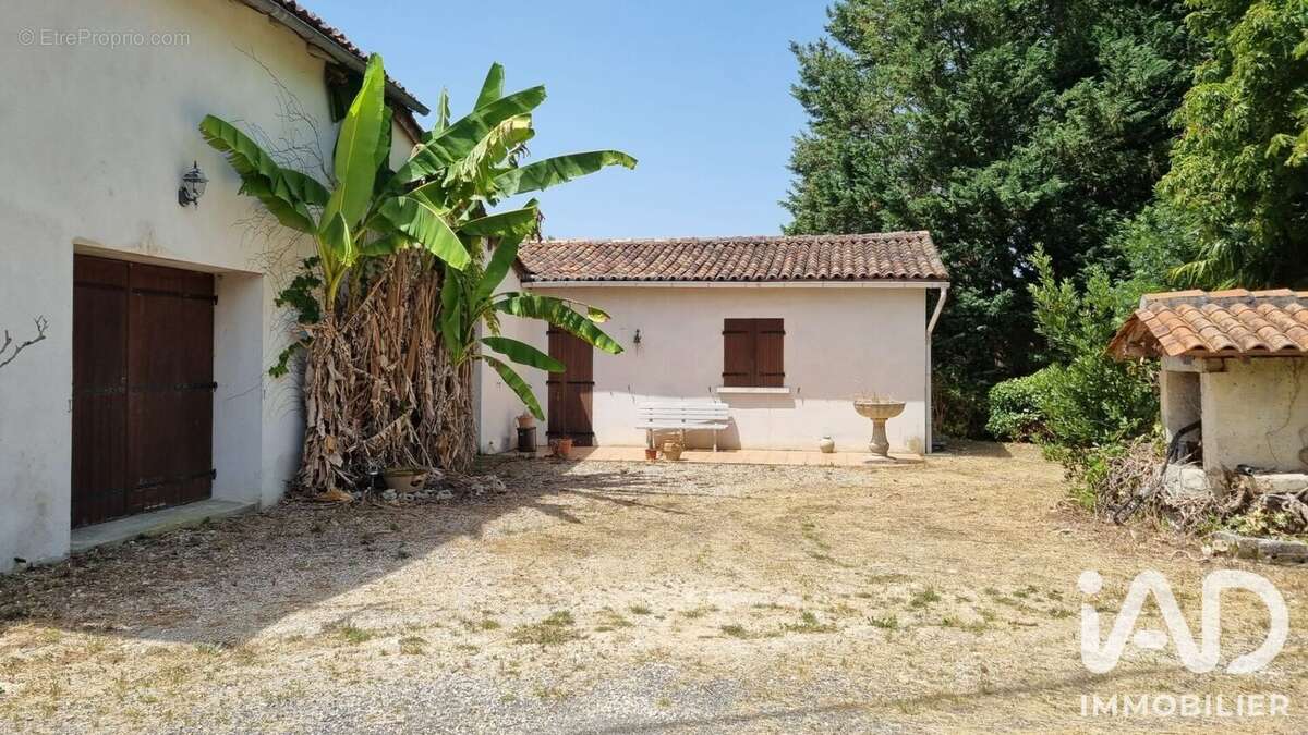 Photo 2 - Maison à LAMERAC