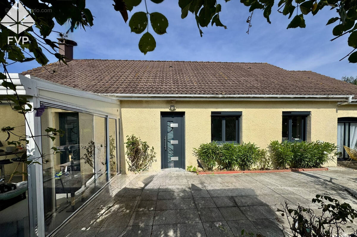 Maison à FONTAINE-LE-DUN