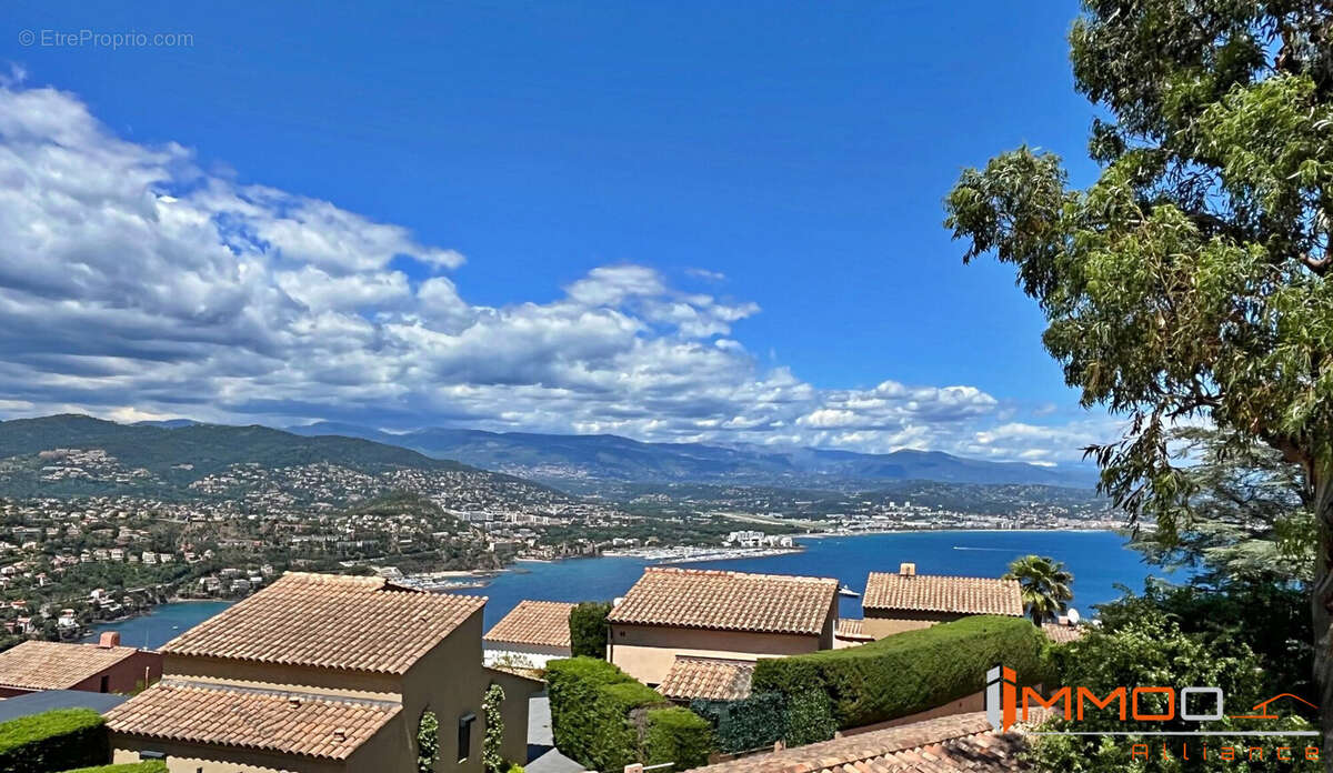 Maison à THEOULE-SUR-MER