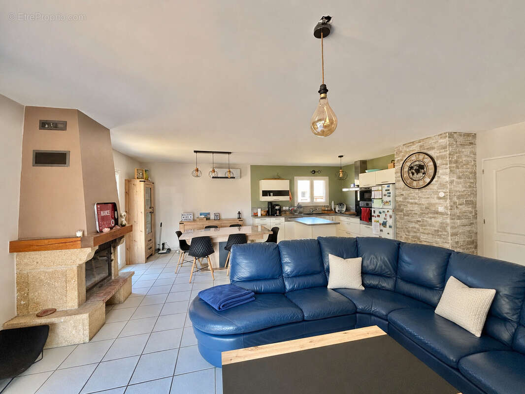 Charpey   maison familiale 129,72 m2   dpe b   5 chambres   double garage   terrain 1 000 m2 - photo 12