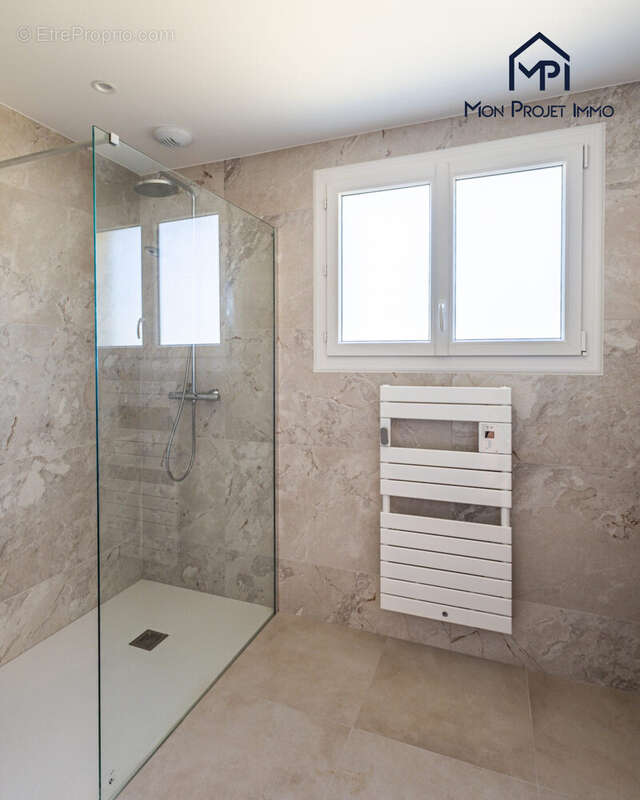 Maison 83 m² à Laval  - photo 9