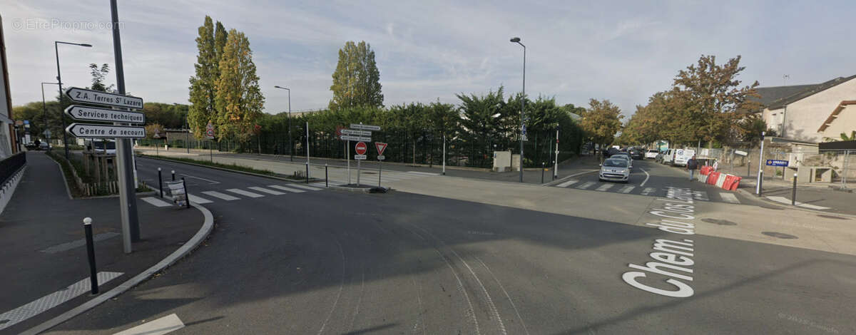 Commerce à RIS-ORANGIS