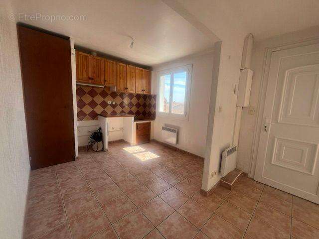 Appartement À Vendre - photo 2