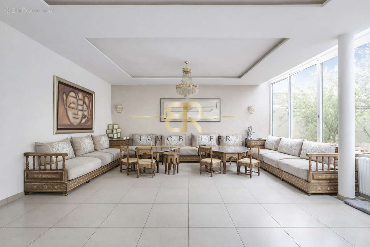 Maison à COLOMBES