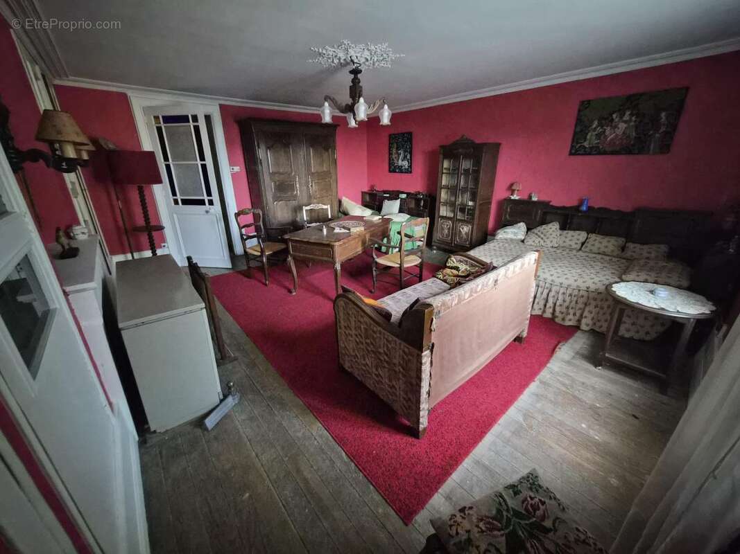 Maison à PAGNEY-DERRIERE-BARINE