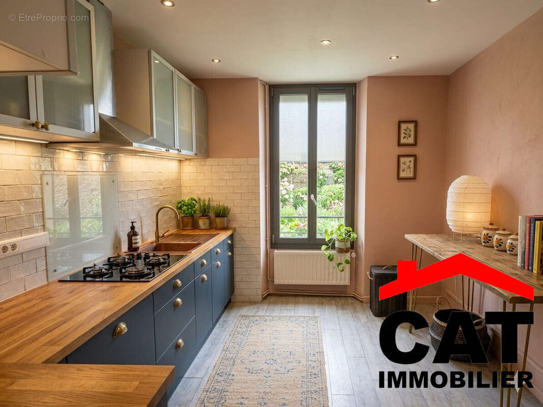 Maison à CHAMPAGNE-SUR-SEINE