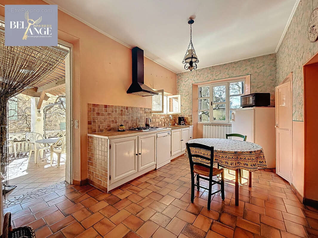 Maison à SAINT-PAUL-LE-JEUNE