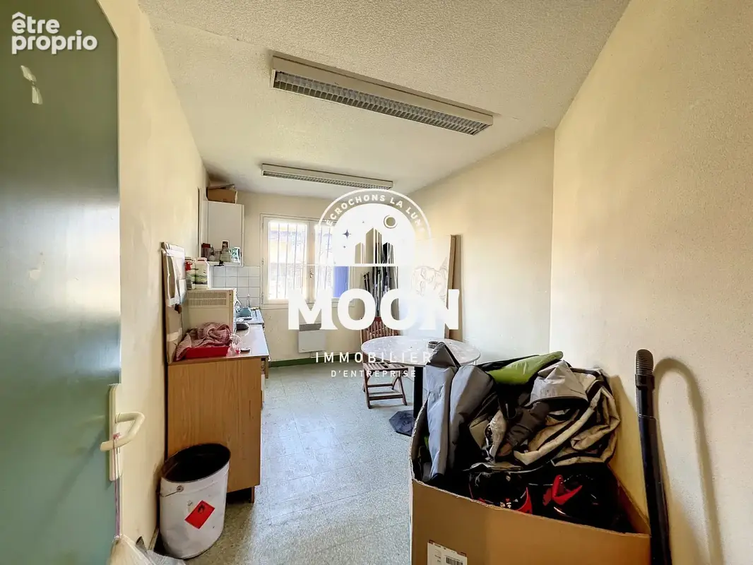 Commerce 600 m² à vendre à Albi (81000) - photo 7