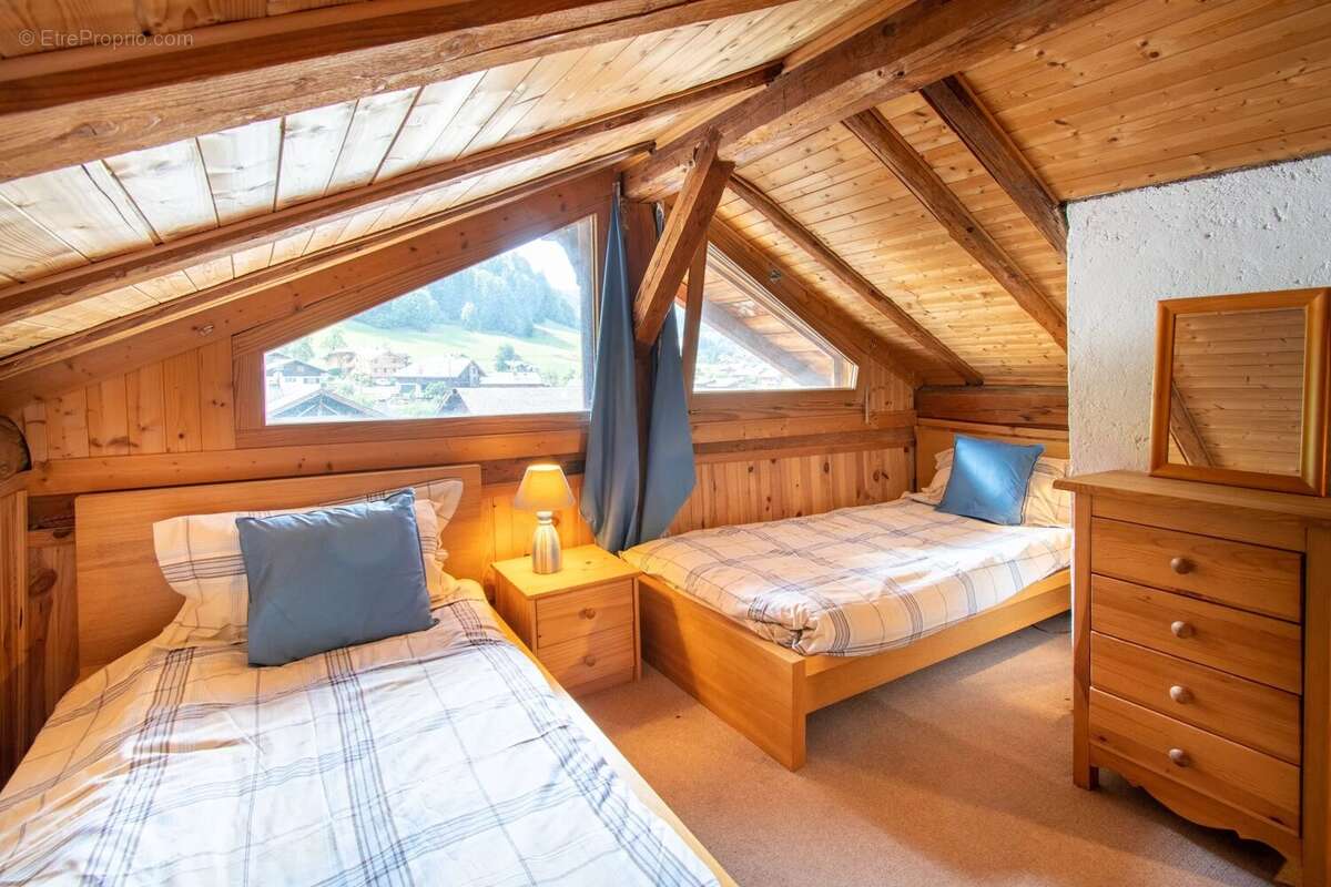 Un chalet traditionnel de 6 chambres et 4 salles de bain dans un hameau recherché proche du centre de Morzine - photo 10