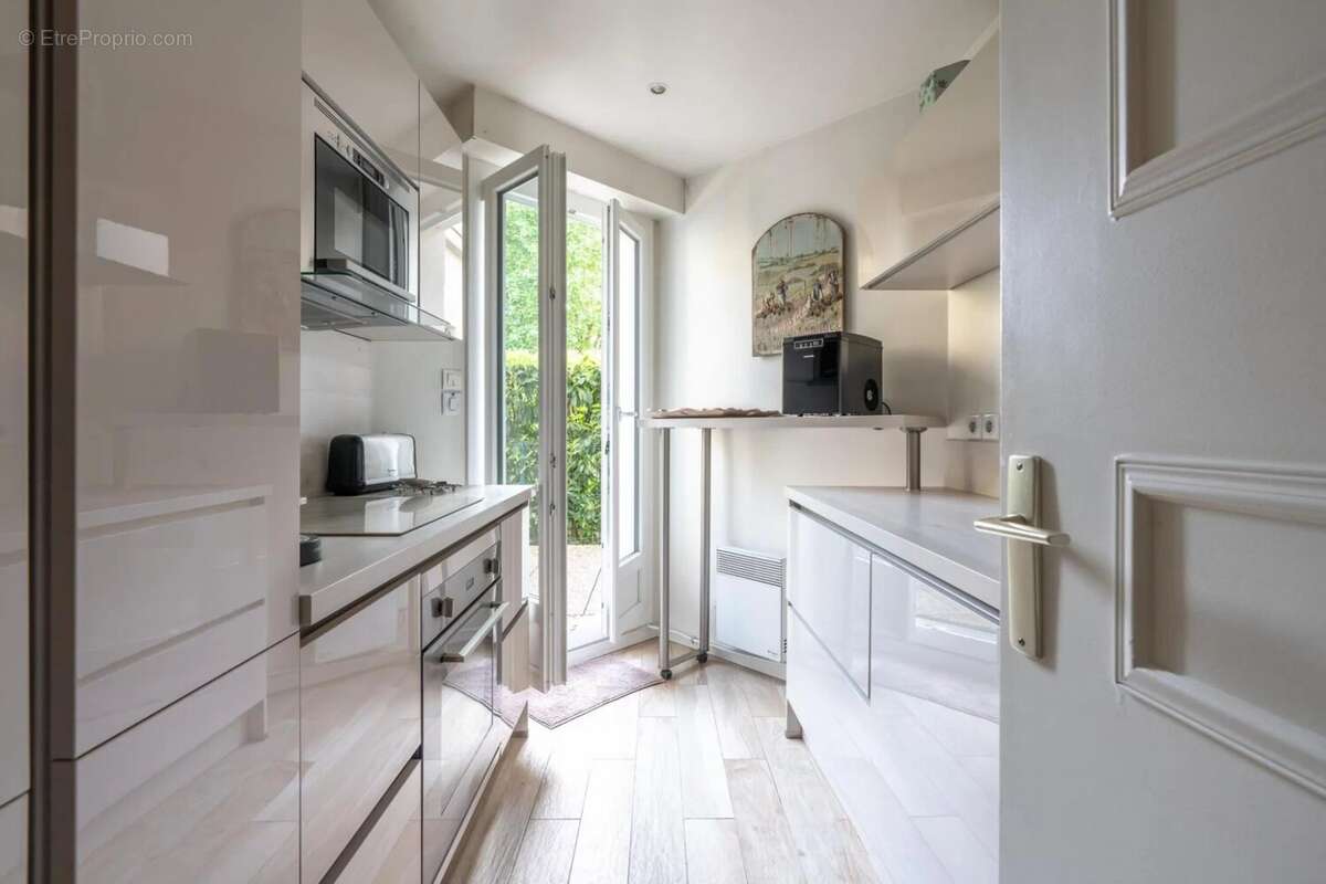 Appartement à LE PERREUX-SUR-MARNE