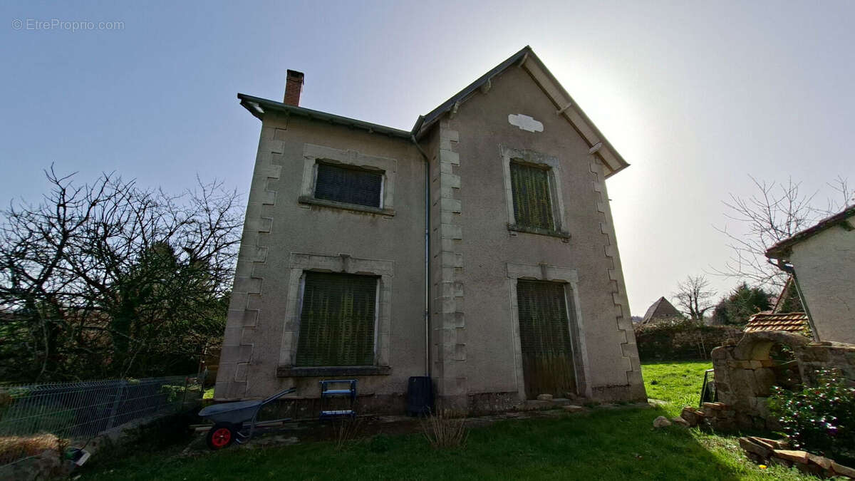 Opportunitée au coeur du village médieval de Teyssieu - photo 15