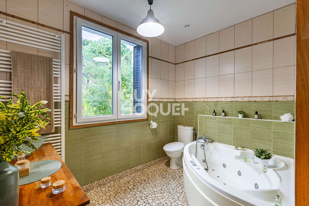 En exclusivite maison chaville  rive droite - photo 11