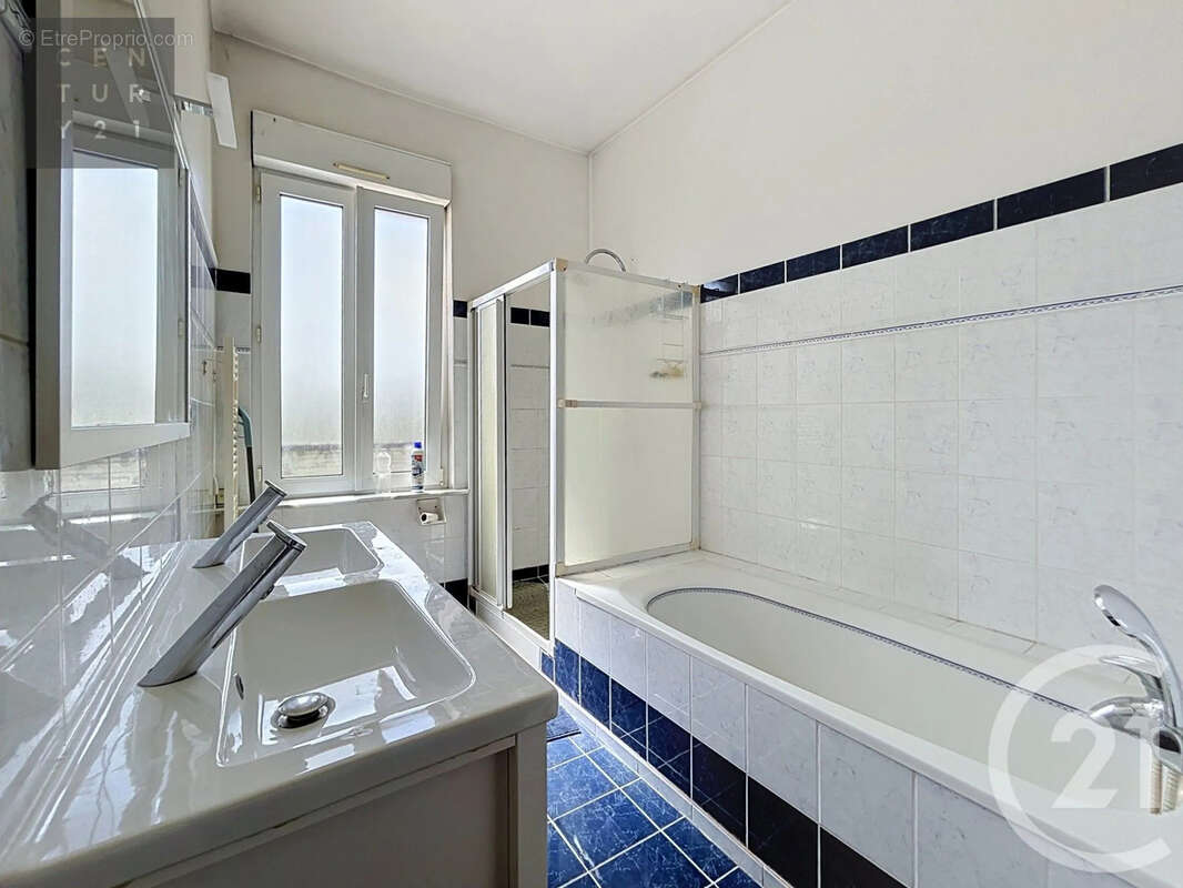 Maison 331 m² à Troyes  - photo 16
